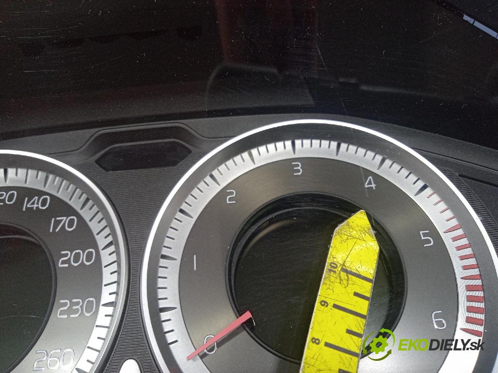 Volvo V60 2013 prístrojovka/ budíky 31343325AA