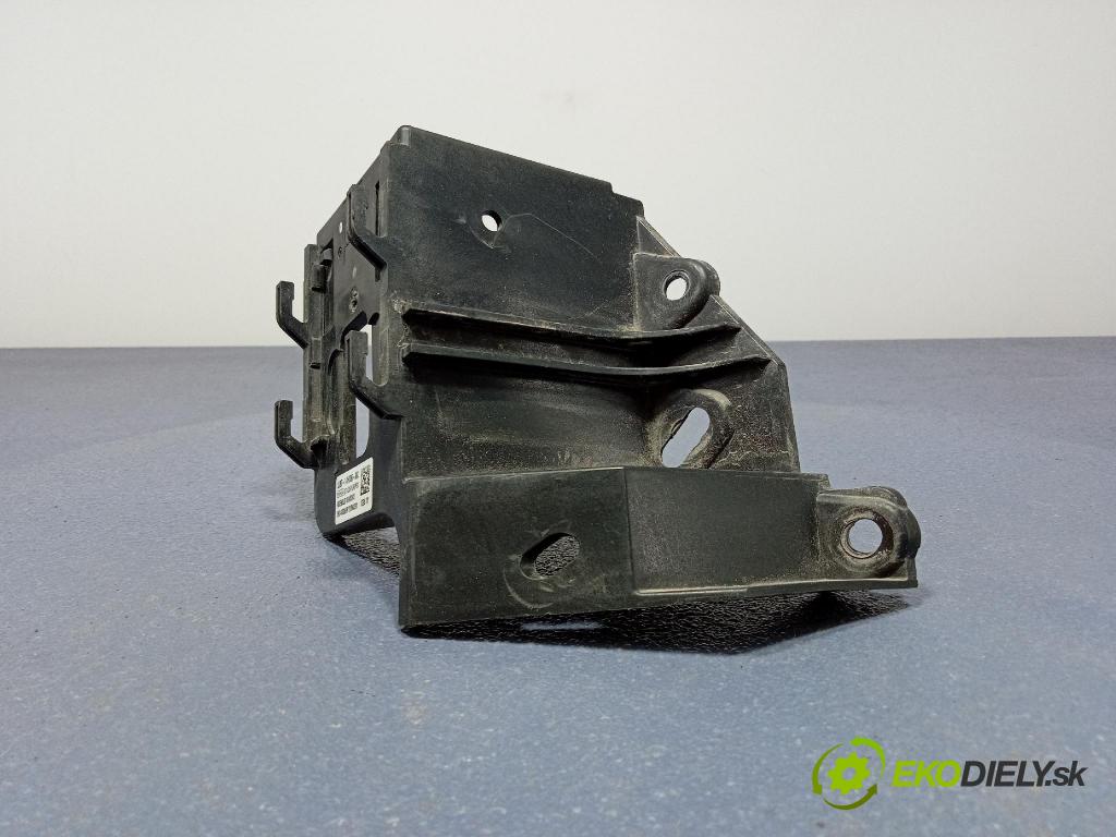 Ford Mustang Mach-E 2021 Radar: LJ8T14D189AC