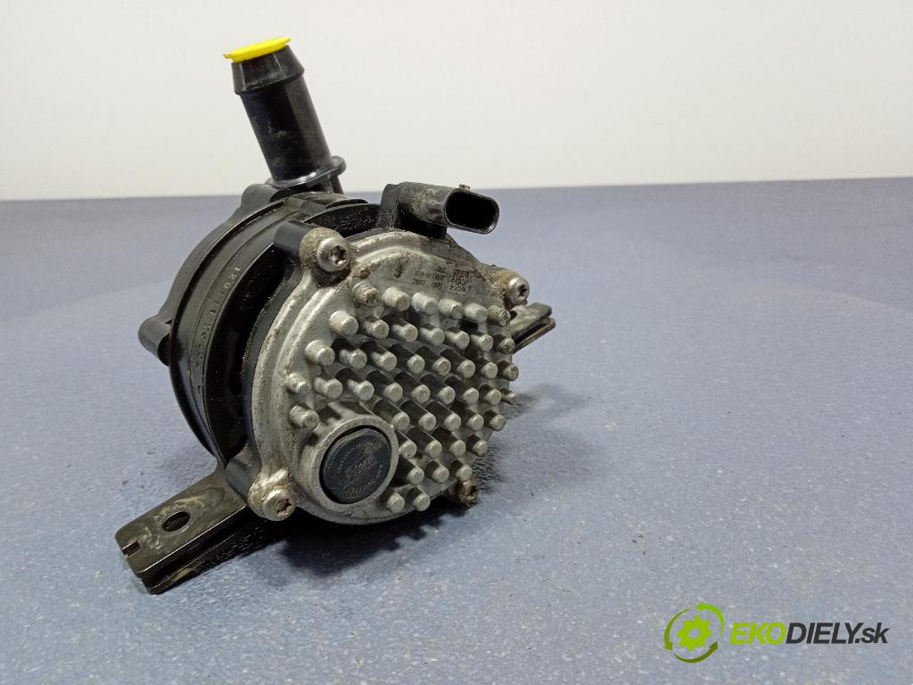 Ford Mustang mach-e 2021 čerpadlo Voda 19081120010B