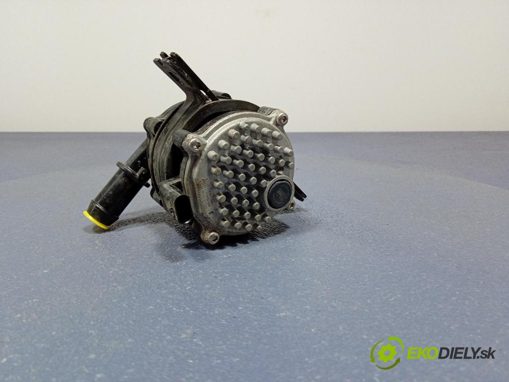 Ford Mustang mach-e 2021 čerpadlo Voda 19081120010B