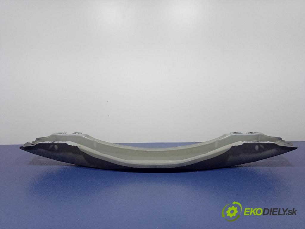 Volvo V60 2013 výztuha narazník Zad: 01