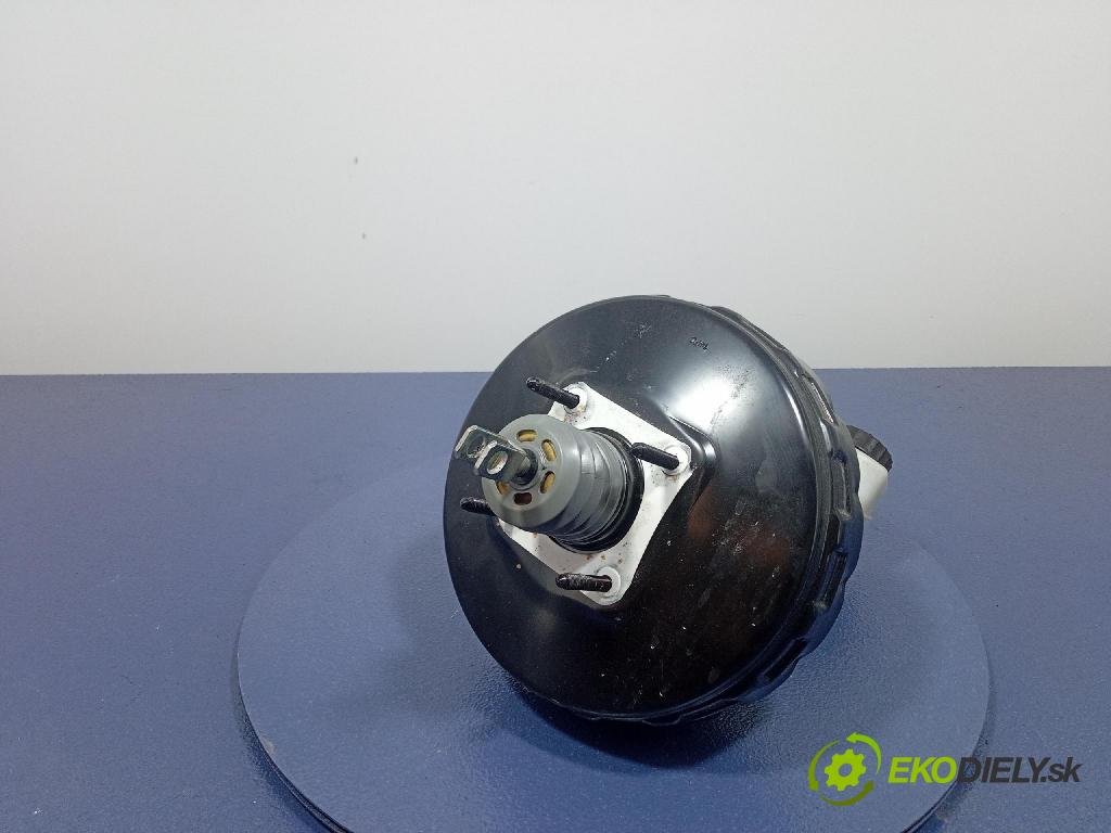 Volvo V60 2013 servo Brzdní: P31329895