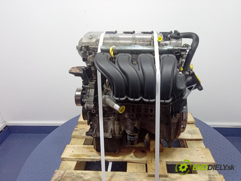 Toyota Corolla 2006 motor Benzín: 4ZZFE