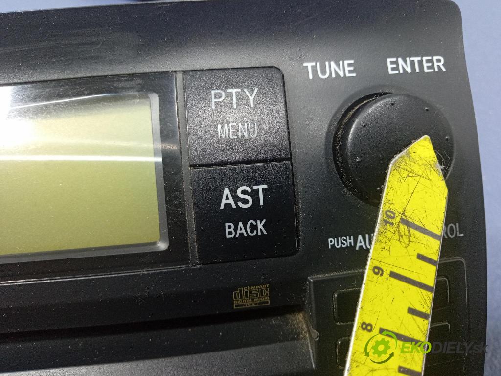 Toyota Corolla 2006 Radio I Navigácia: 86120-02380