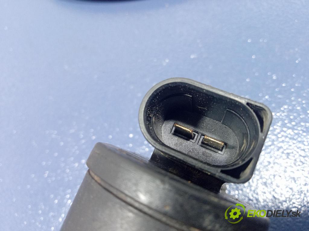 Volvo V60 2013 brzdič brzdový zad v pravo: 01
