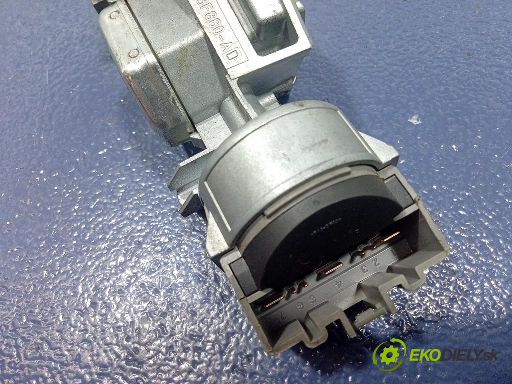 Ford Mondeo 2007 Spínač zapalování. 3M513F880AD