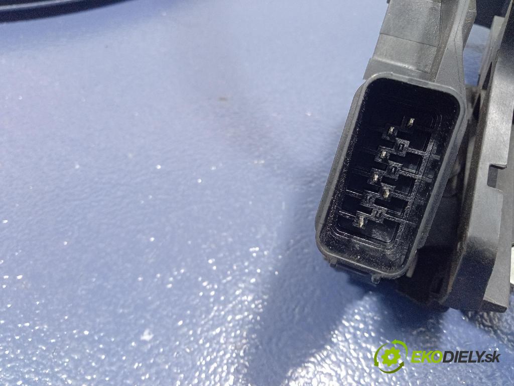 Ford Mondeo 2007 zámek dveře před Levý: 6M2AR21813EB