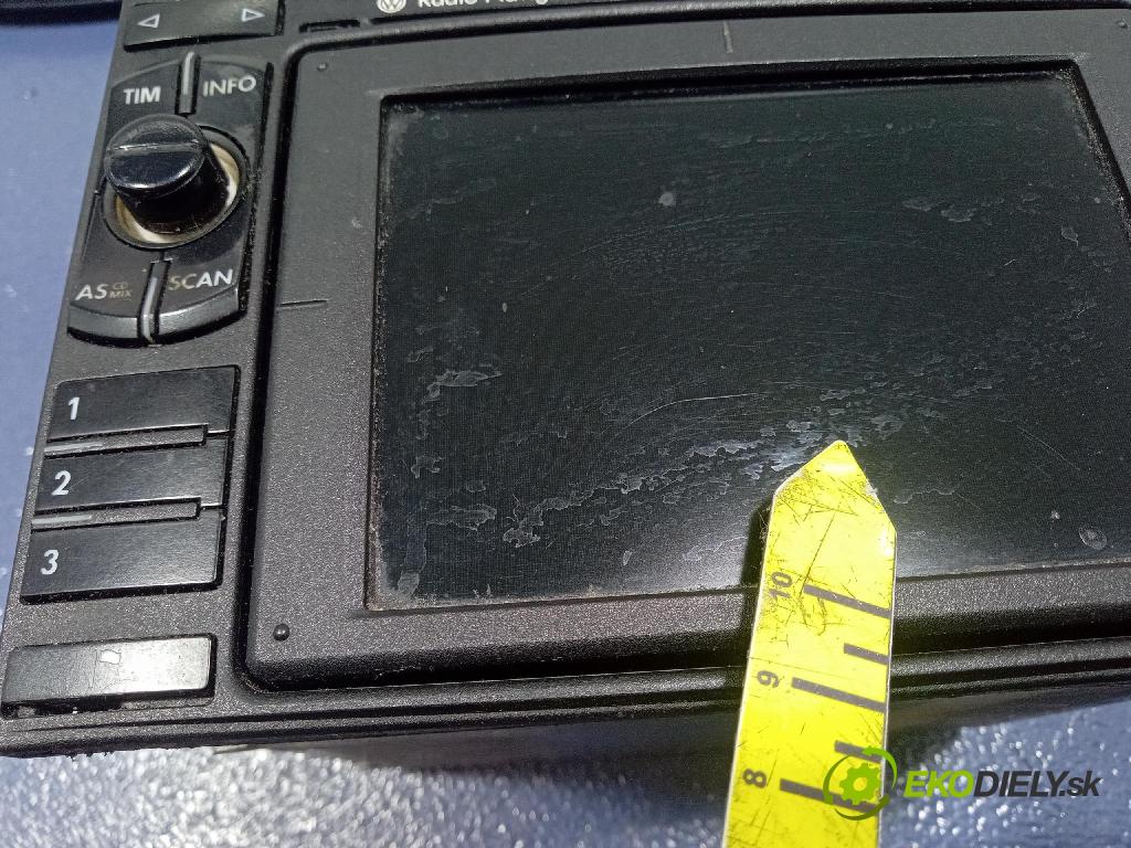 Volkswagen Passat 1.9 tdi 2001 Radio I Navigácia: 3B0035191