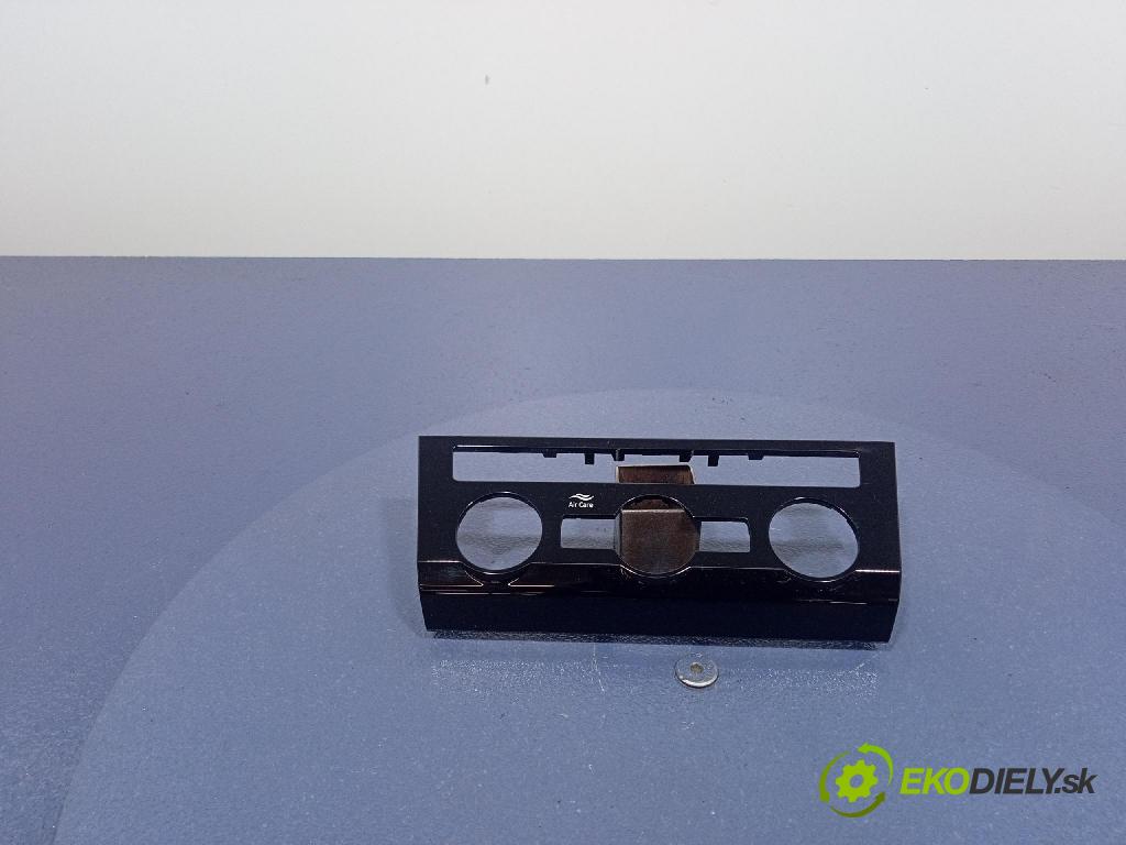 Skoda Superb 2019 kryt Plast: Interiéry: 3V0820085B