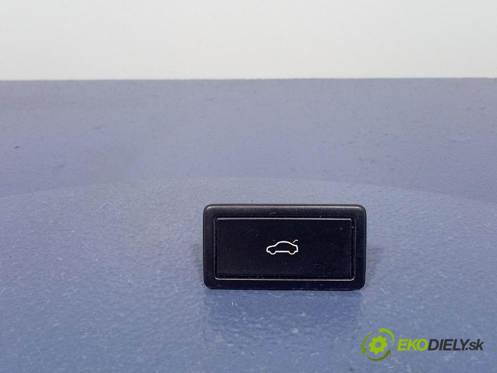Skoda Superb 2019 prepínač 3C0959831A