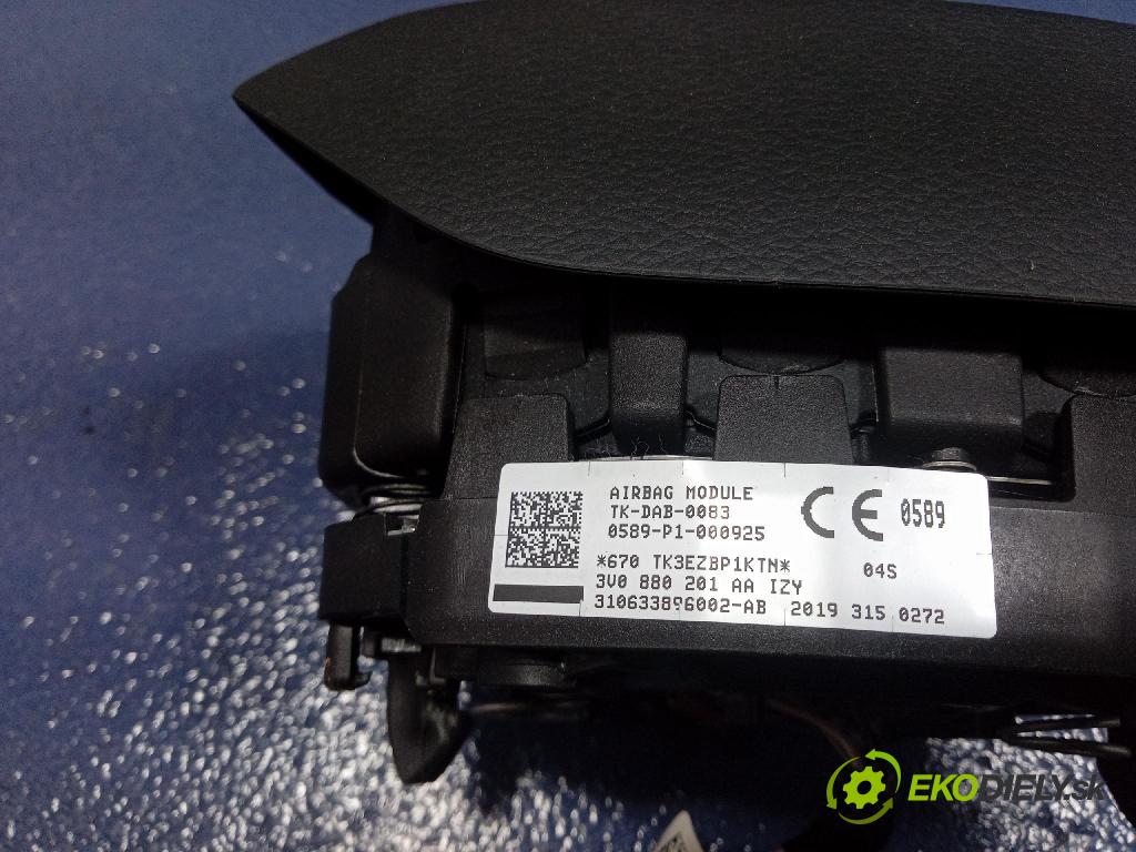 Skoda Superb 2019 kokpit,pristrojová doska 3V1857007AN
