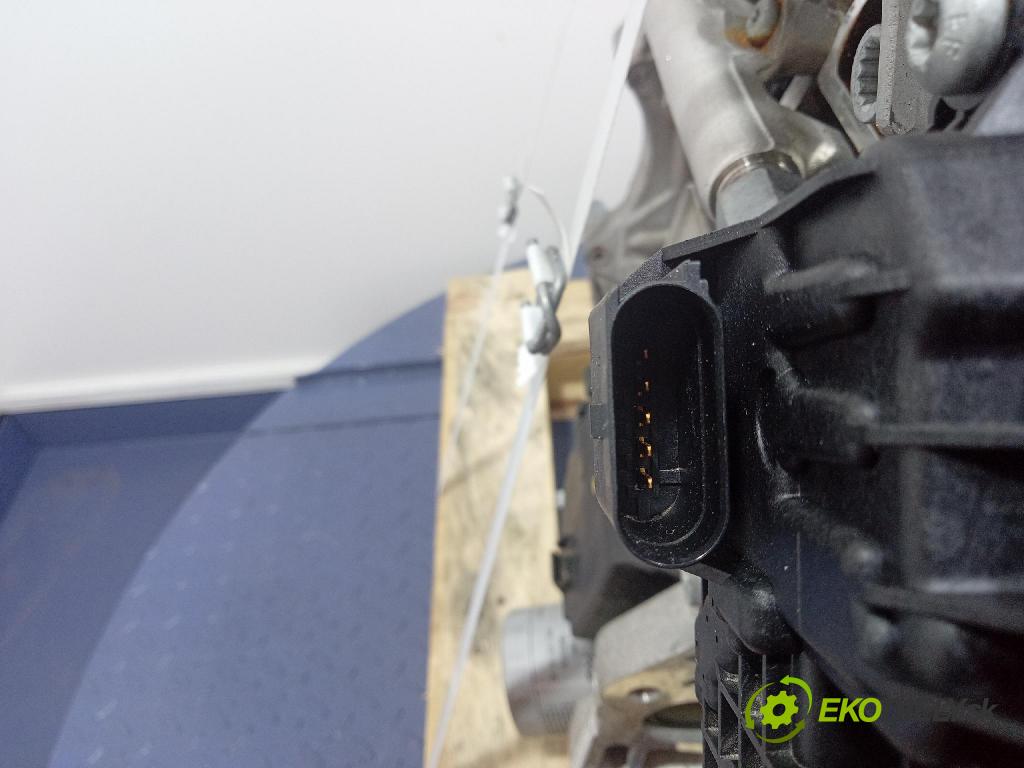 Skoda Superb 2019 motor Benzín: DPCC