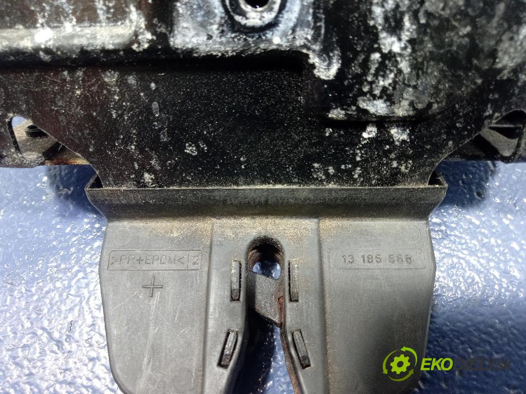 Opel Vectra 2006 zámek Klapky: kufr 495072894