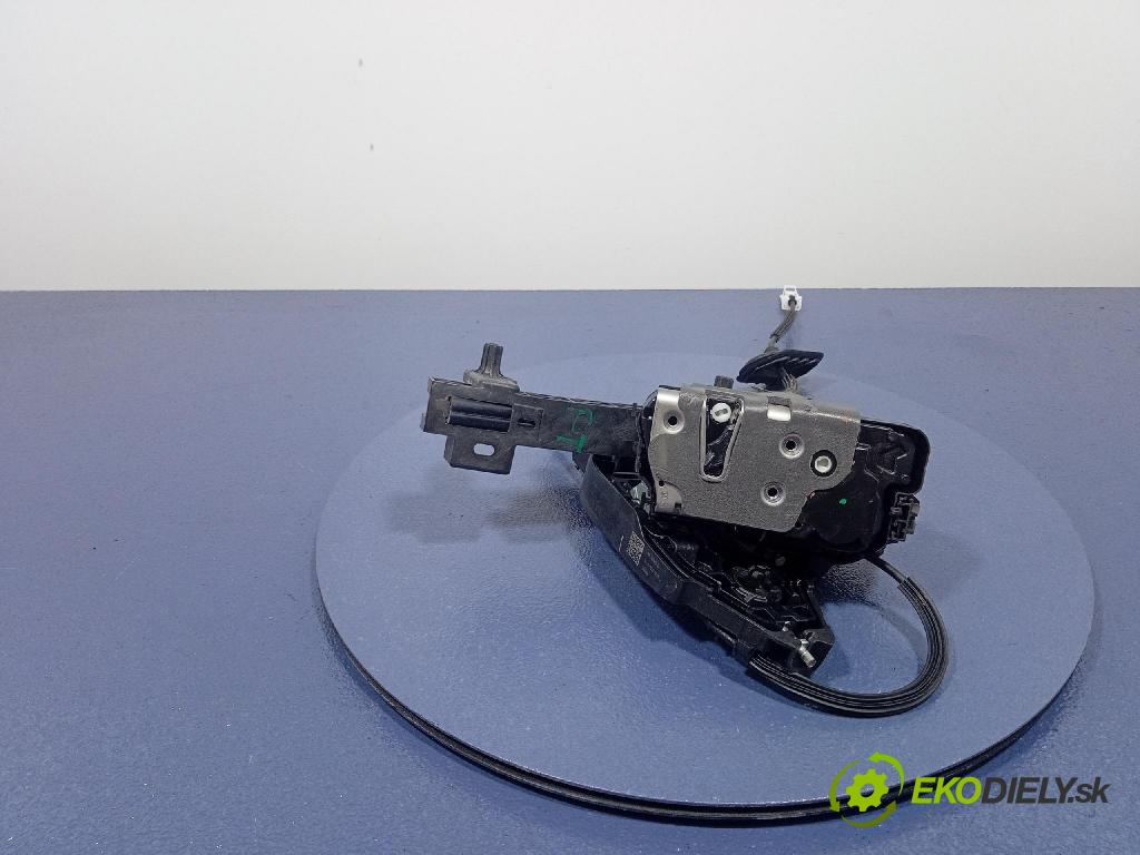 Ford Kuga 2022 zámek dveře Zad: v pravo: LV4BS221A08BG