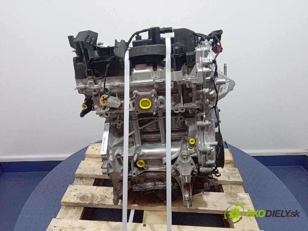 Ford Kuga 2022 motor Benzín: YZDA