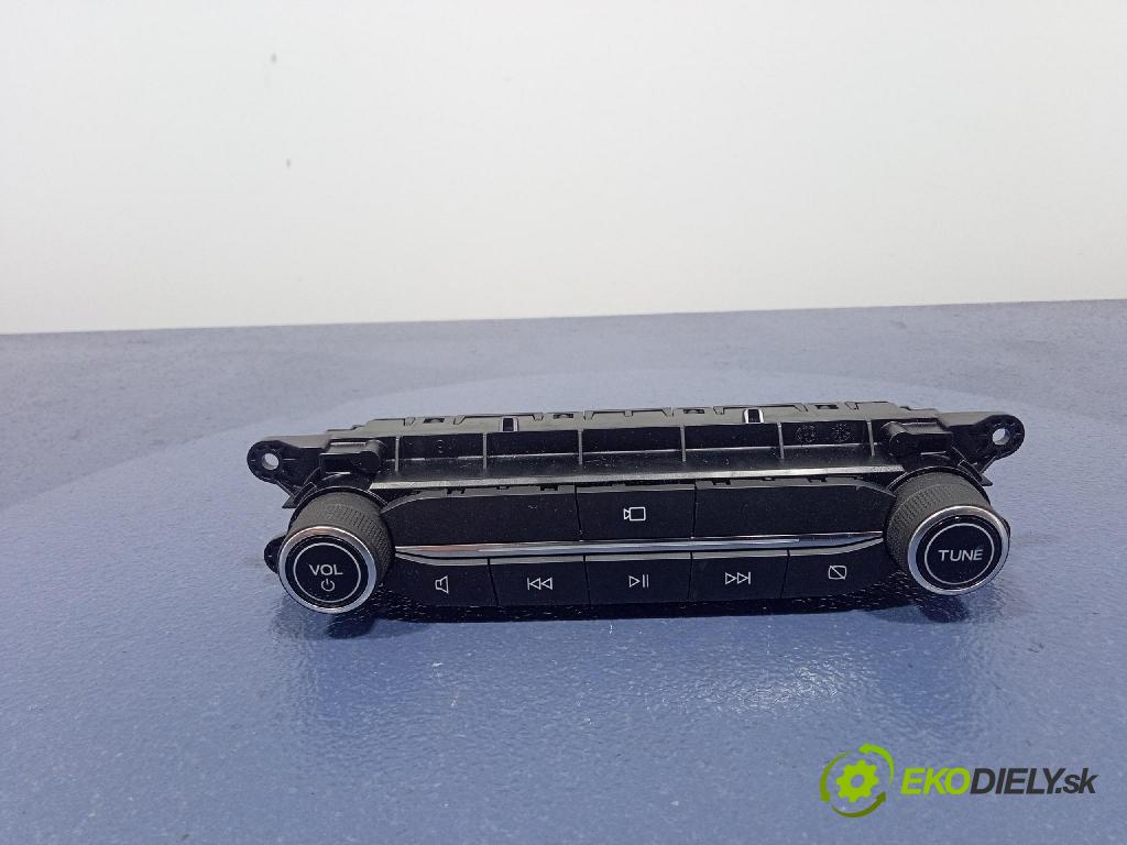 Ford Kuga 2022 Radio I Navigácia: LJ6T18K811BB