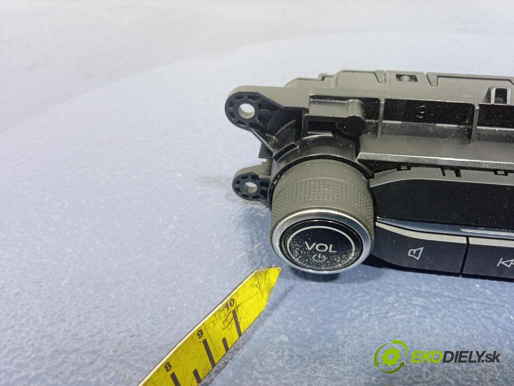 Ford Kuga 2022 Radio I Navigácia: LJ6T18K811BB