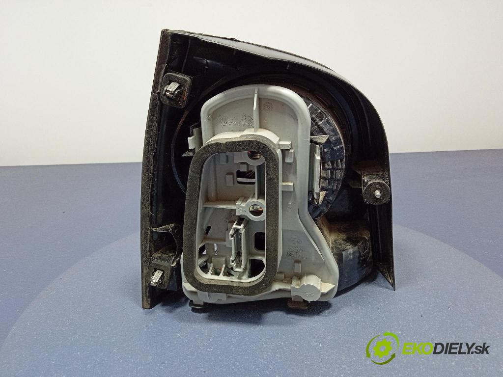 Volkswagen Polo 2005 světlo Zad: Práva: Mimo: 01