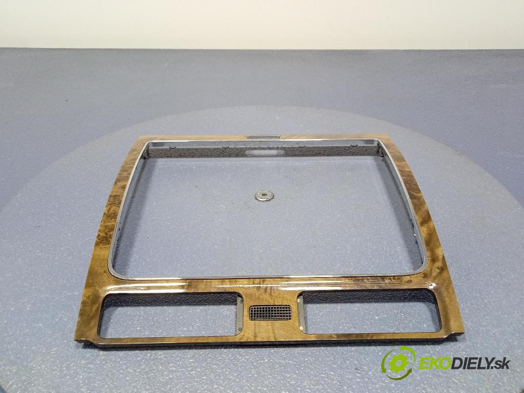 Vw Phaeton 2012 kryt Plast: Interiéry: 3D0035122D