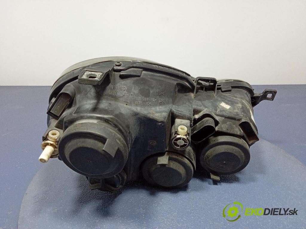 Volkswagen Polo 2005 světlo Levý: 01