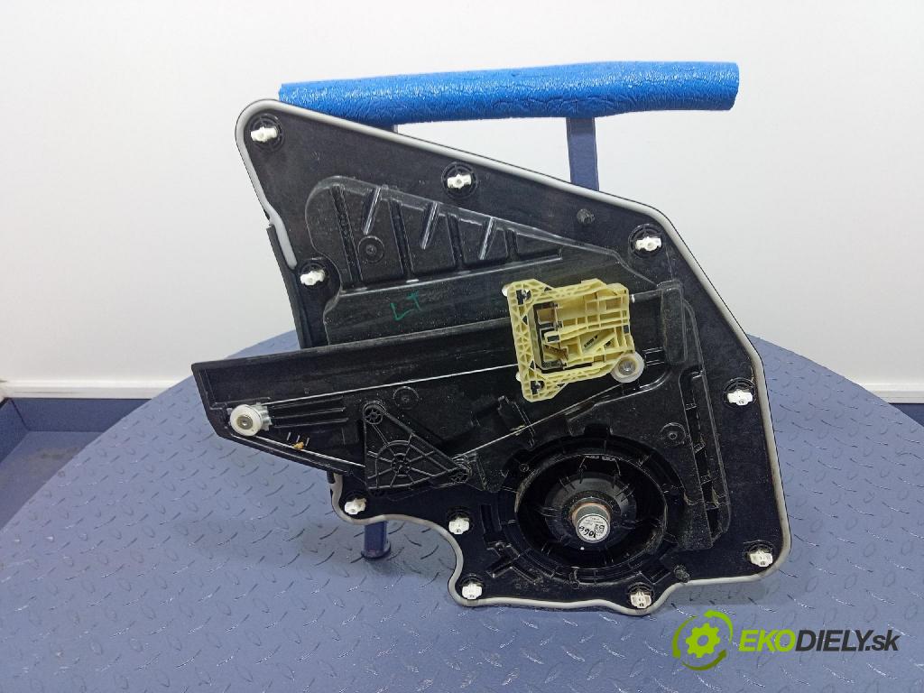 Ford Kuga 2022 mechanismus stahování Sklenka: Zad: Levý: 01