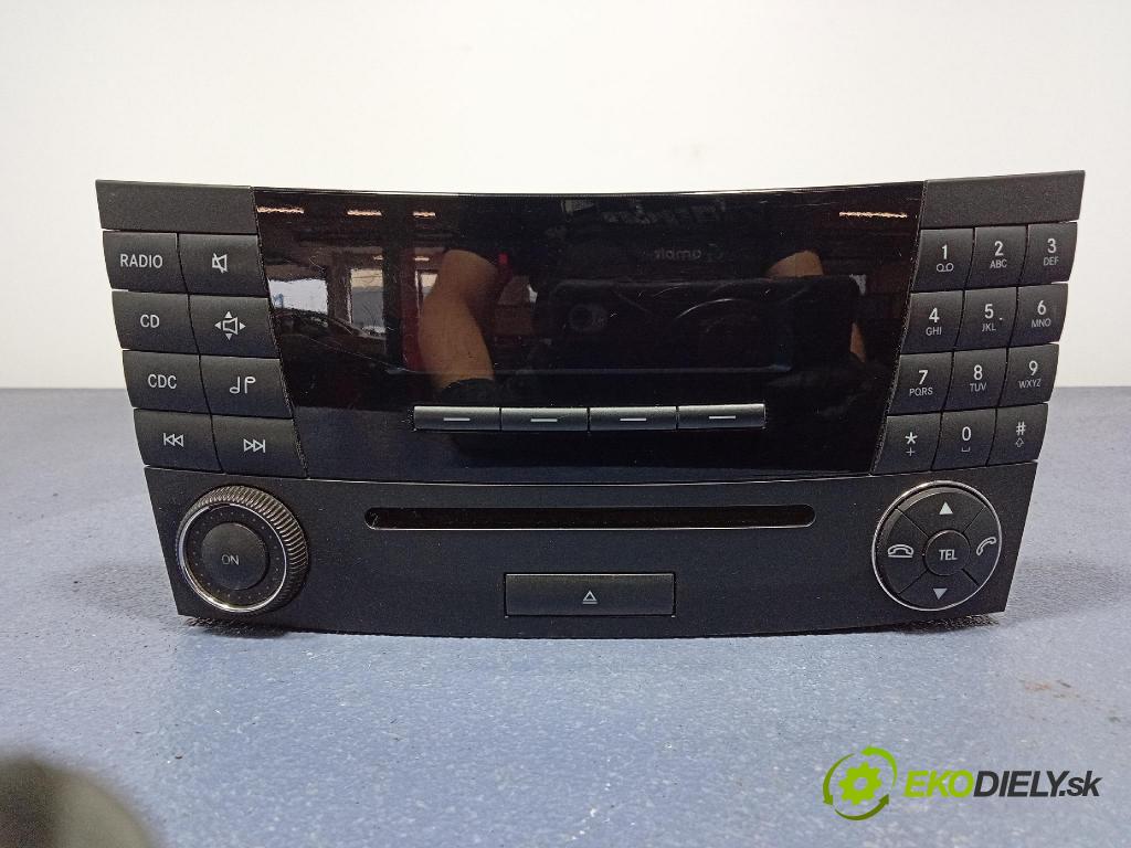 Mercedes-benz E 200 2006 Radio I Navigácia: A2118702889