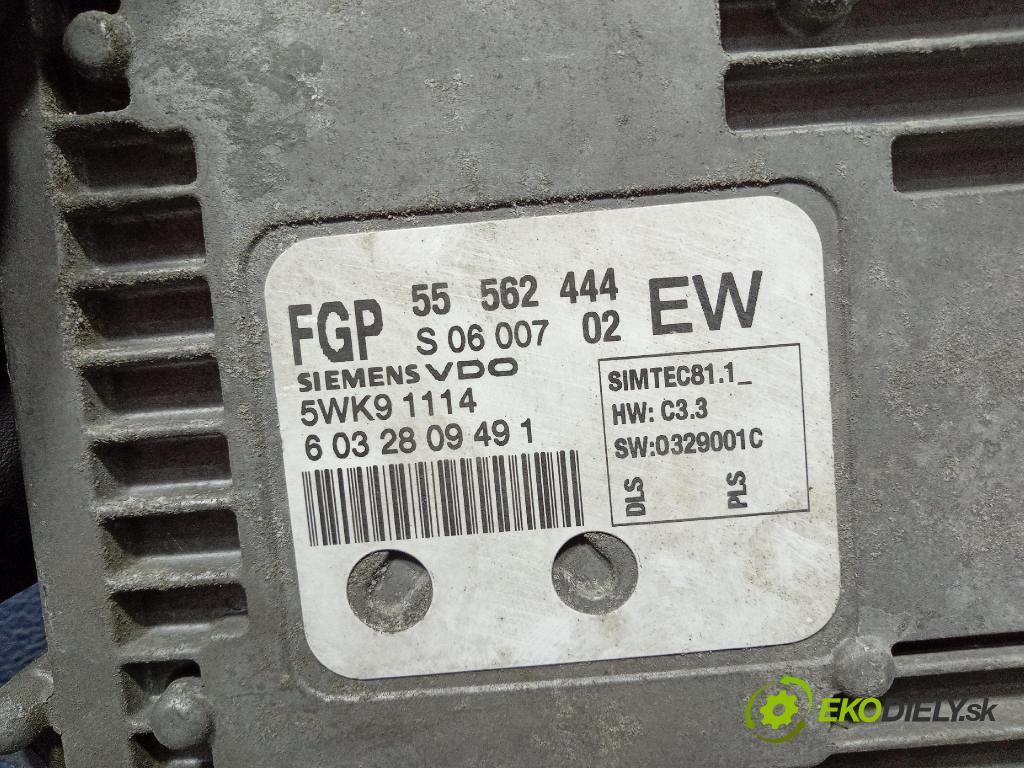 Opel Zafira 2006 riadiaca jednotka Motor: 55562444