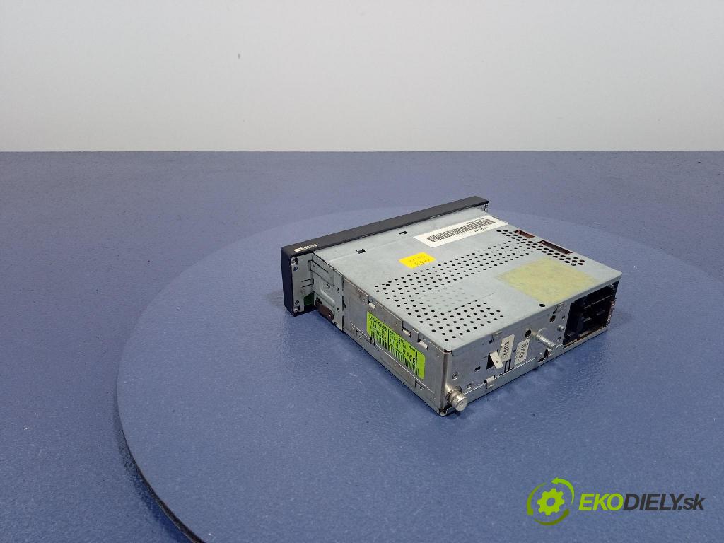 Audi A4 1999 Radio I Navigácia: 4B0035152B