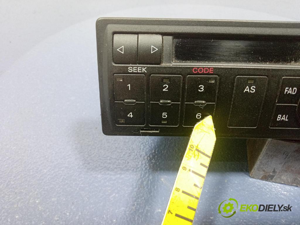 Audi A4 1999 Radio I Navigácia: 4B0035152B