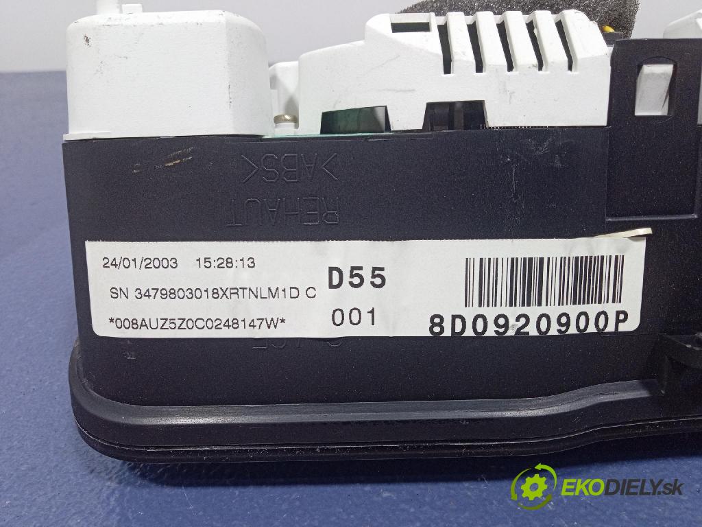 Audi A4 1999 prístrojovka/ budíky 8D0920900P