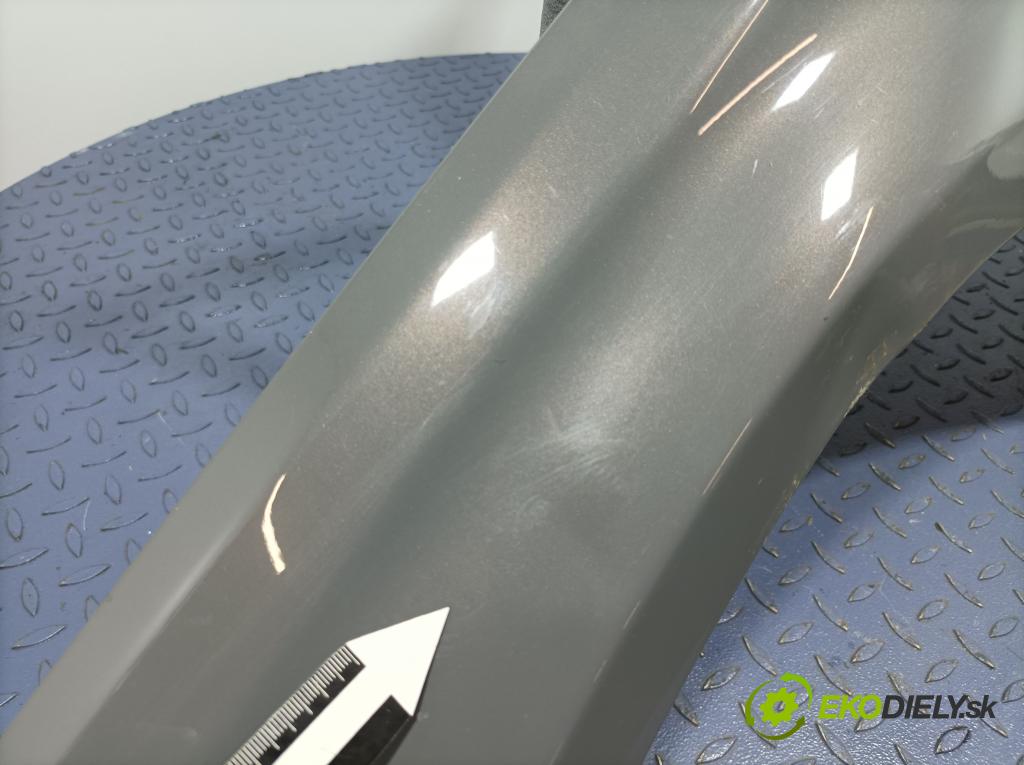 Bmw Seria 7 2022 blatnik před Levý: 01