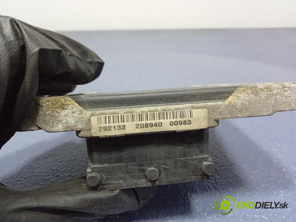 Opel Corsa 2008 riadiaca jednotka Motor: 55557933