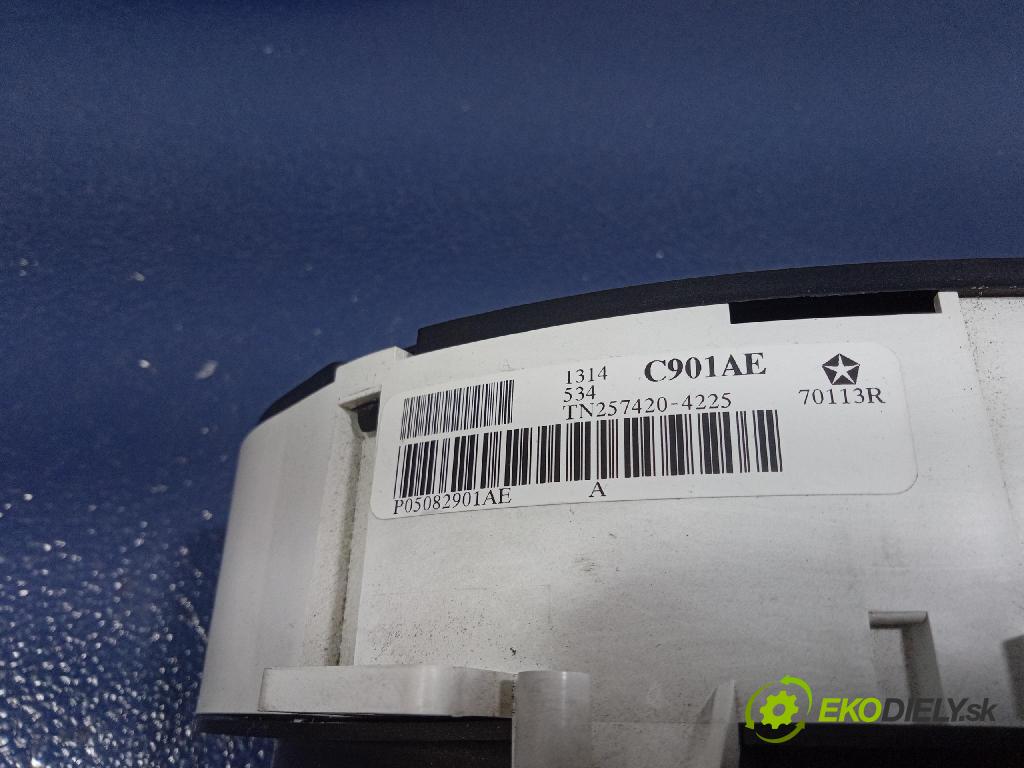 Chrysler Pacifica 2005 prístrojovka/ budíky P05082901AE