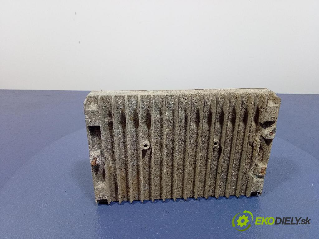 Chrysler Pacifica 2005 riadiaca jednotka Motor: P04748330AD