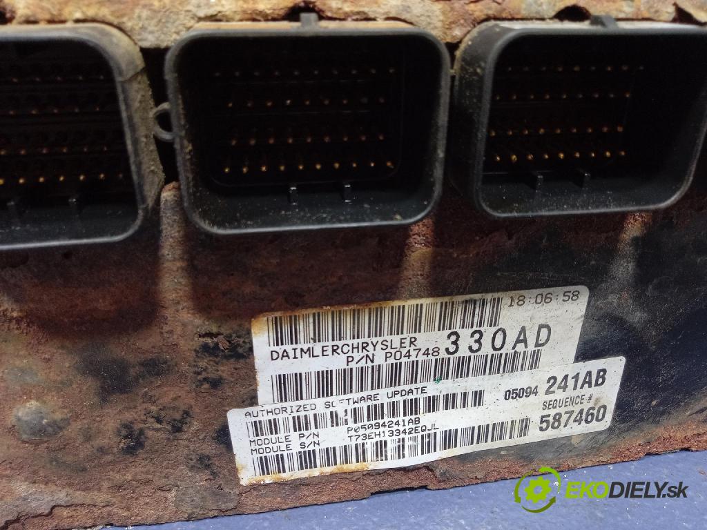 Chrysler Pacifica 2005 riadiaca jednotka Motor: P04748330AD