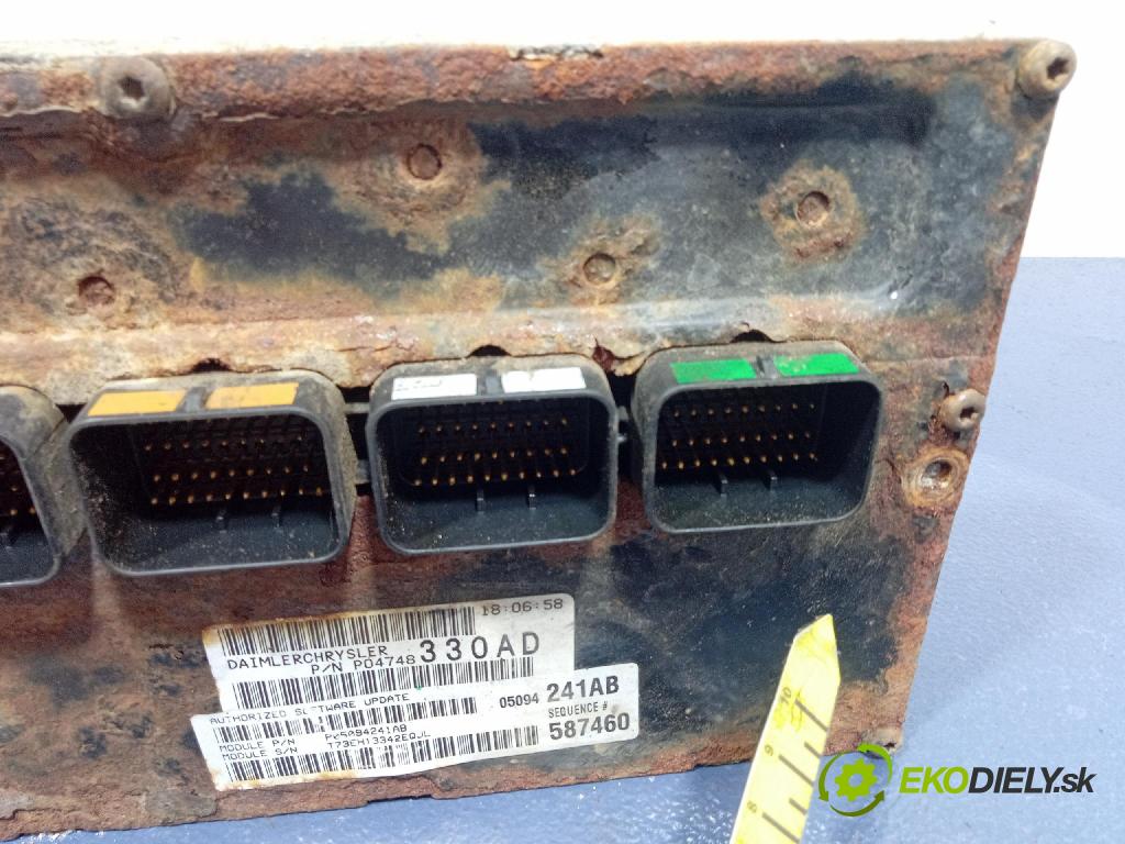 Chrysler Pacifica 2005 riadiaca jednotka Motor: P04748330AD