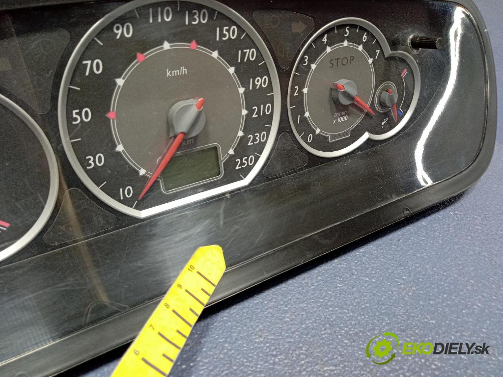 Citroen C5 2005 Přístrojová deska 9655608780