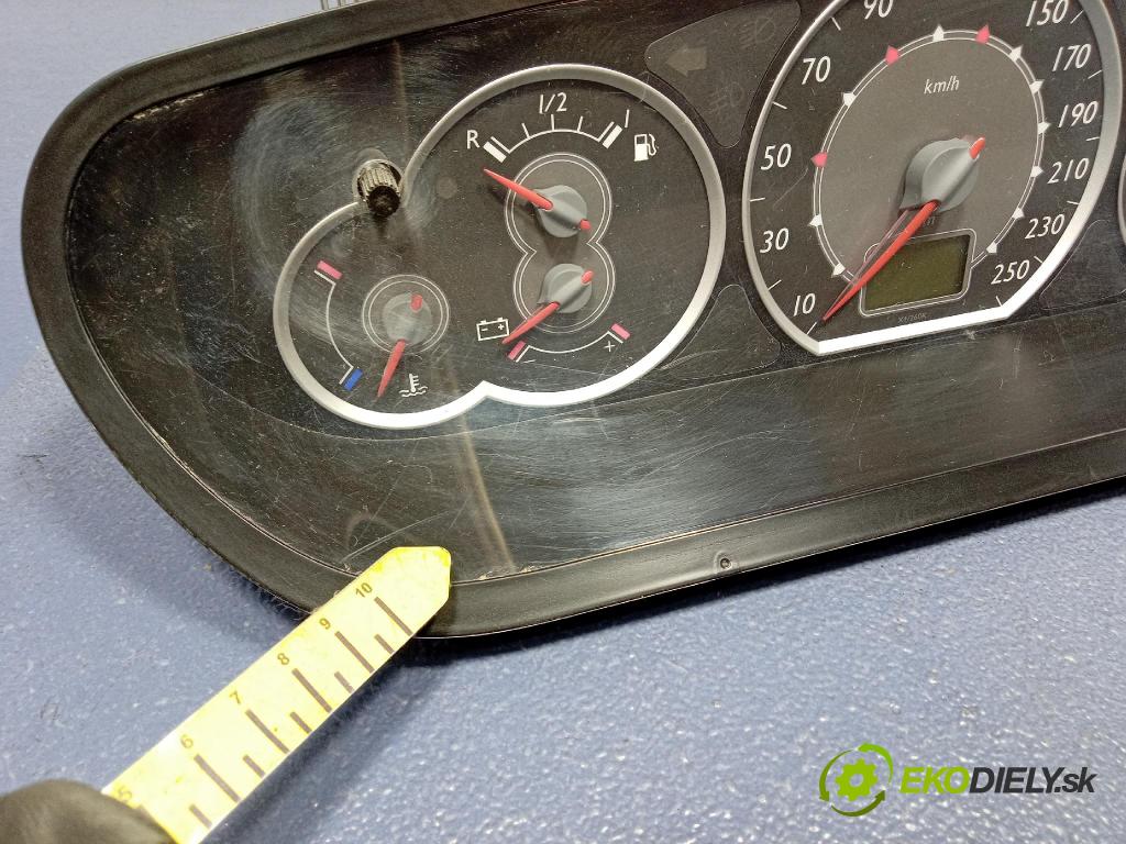 Citroen C5 2005 Přístrojová deska 9655608780