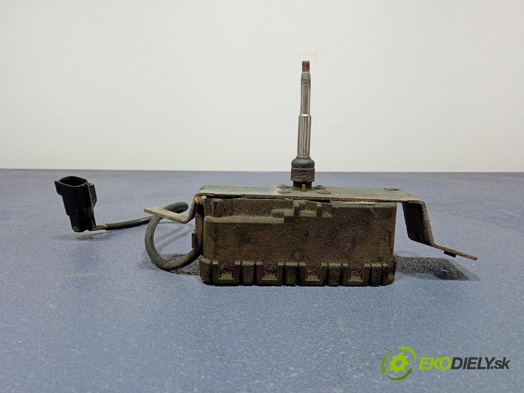 Volvo S60 2001 mechanismus motorek Stěrače: před 8620959