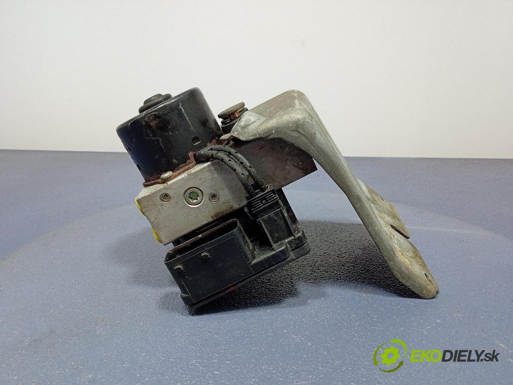 Volvo S60 2001 čerpadlo ABS x 8619538