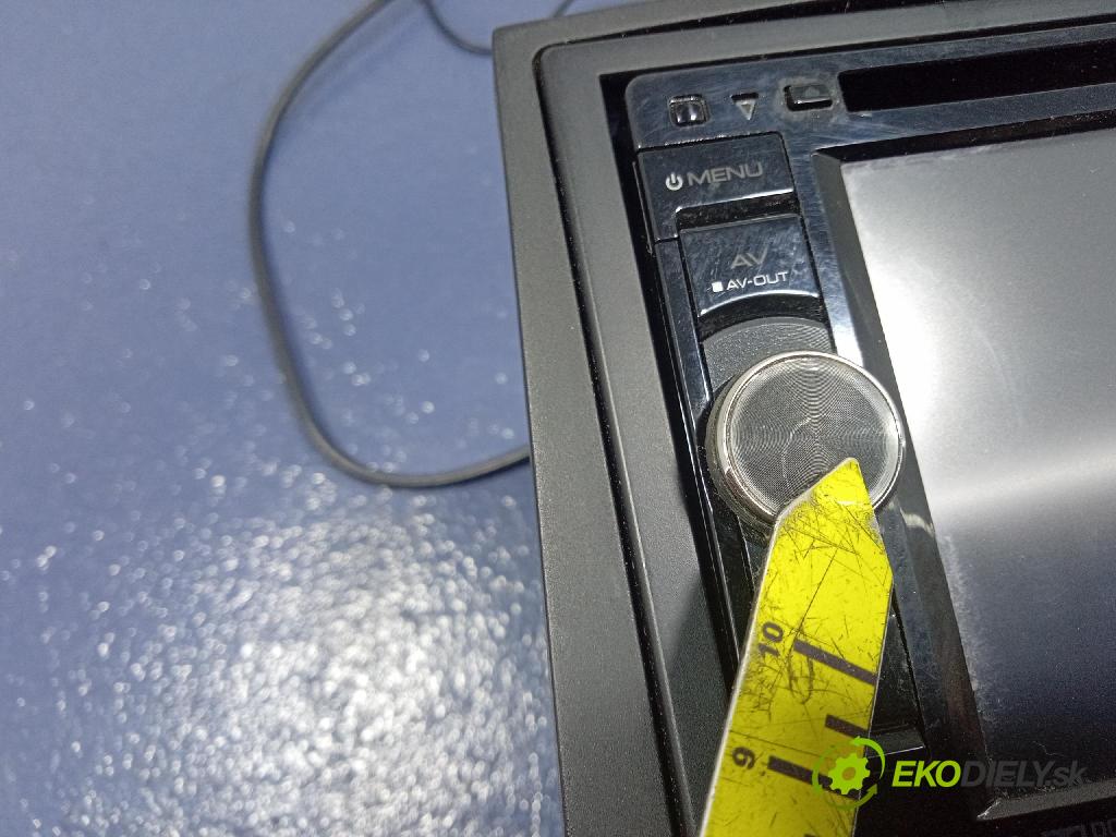 Opel Astra 2005 Radio I Navigácia: DDX4023BT