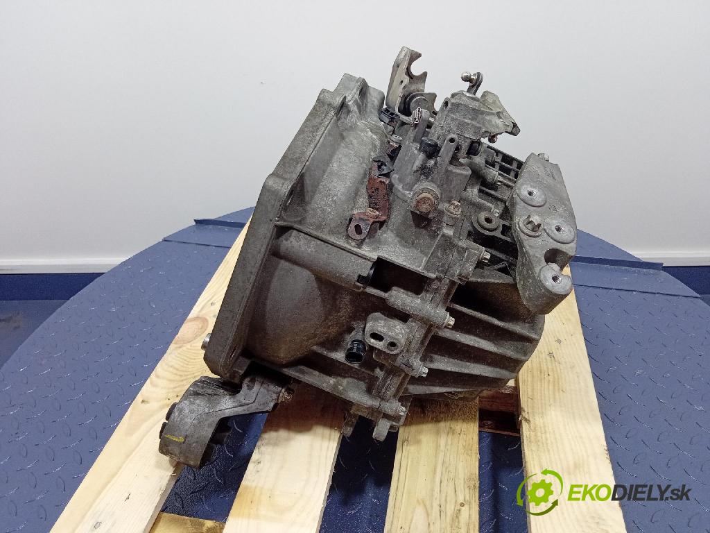Opel Astra 2005 prevodovka Manualna M32