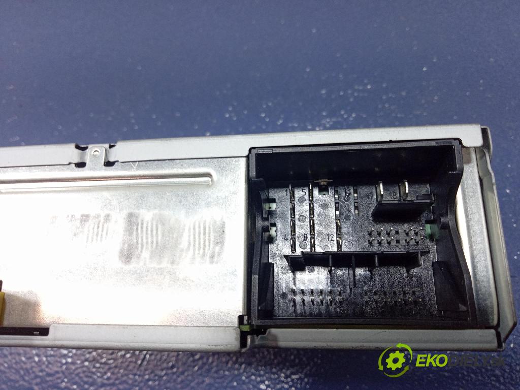 Vw Passat 2016 Radio I Navigácia: 3Q0035846A