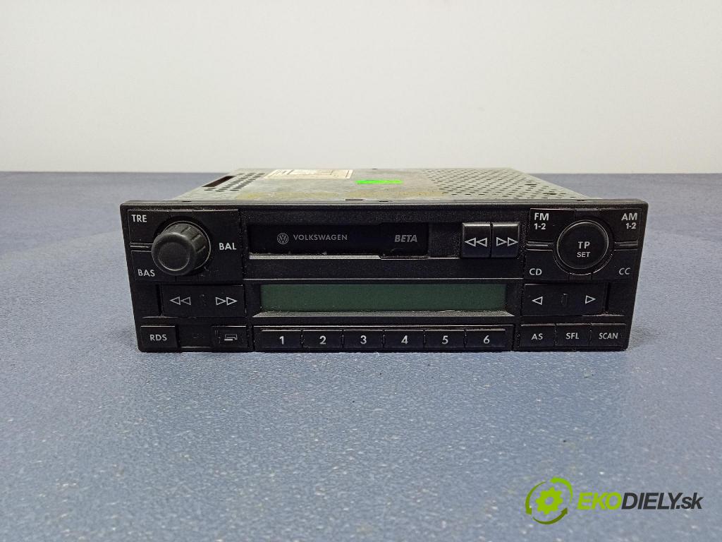 Volkswagen Passat 1.9 2001 Radio I Navigácia: 1J0035152F