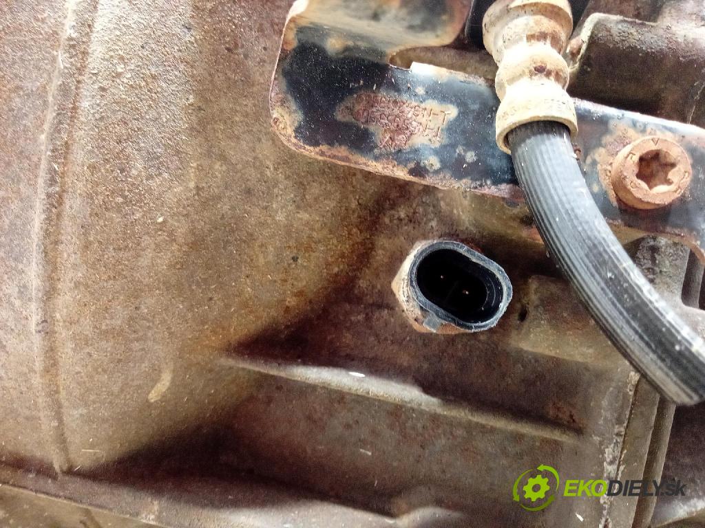 Opel Zafira 2006 prevodovka Manualna M32