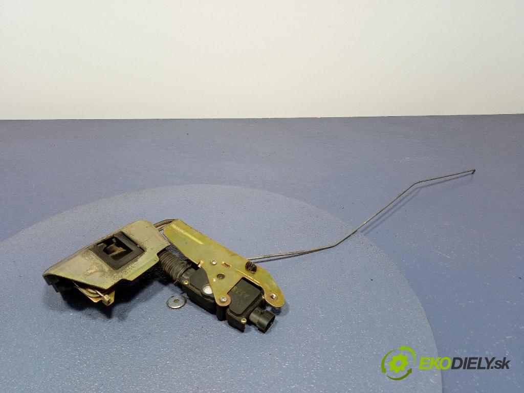 Citroen C8 2003 zámek dveře Zad: v pravo: 01