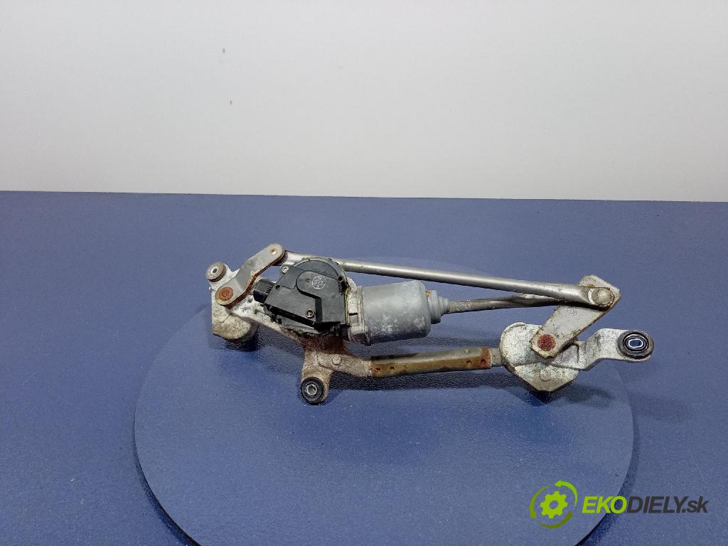 Suzuki Sx4 2008 mechanismus motorek Stěrače: před 3811079J00