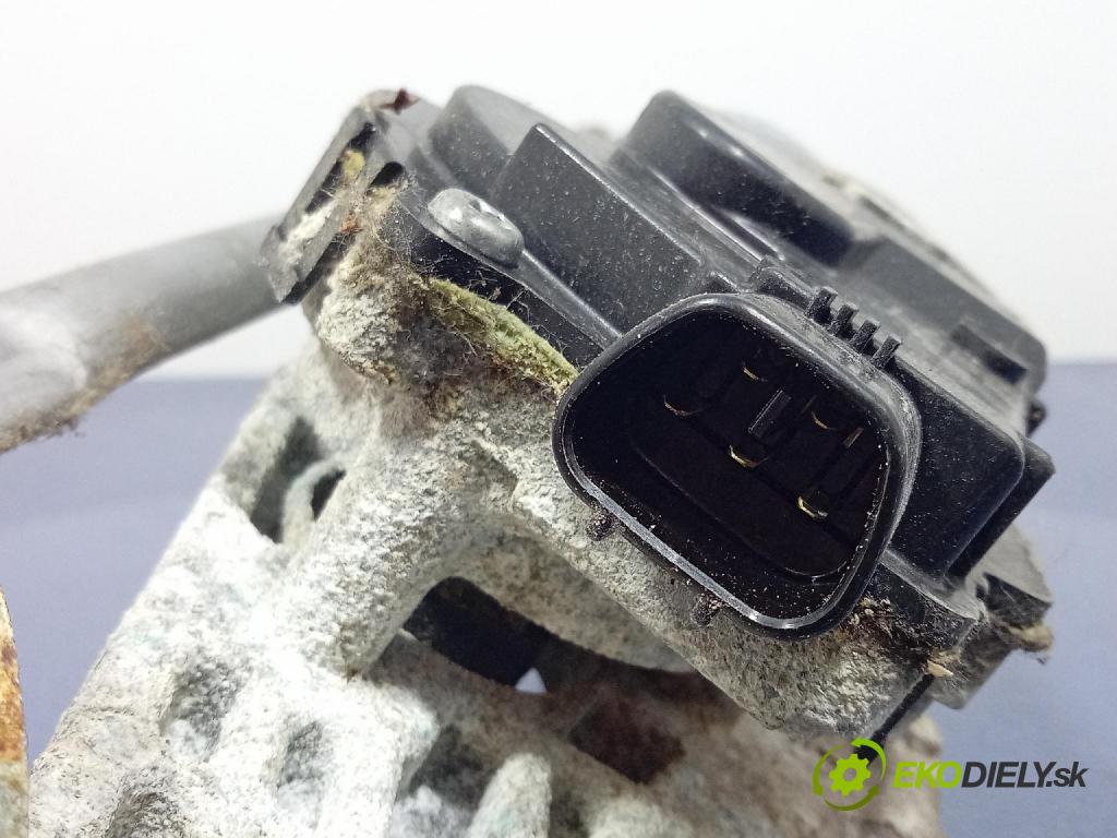 Suzuki Sx4 2008 mechanismus motorek Stěrače: před 3811079J00