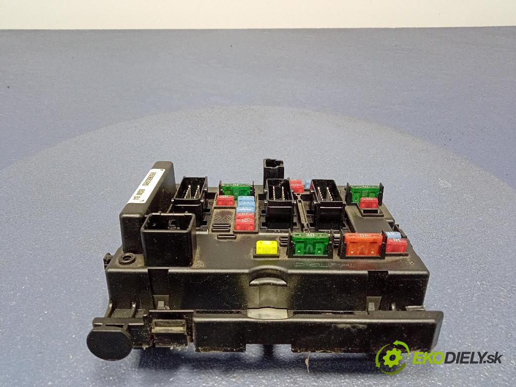 Peugeot 206 2004 skříňka Pojistky 9650663980