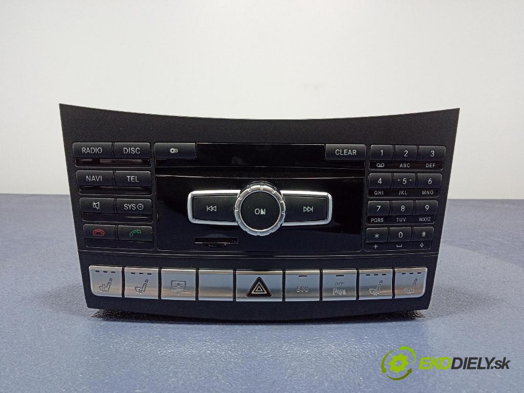 Mercedes E-klasa 2014 Radio I Navigácia: A2129007627